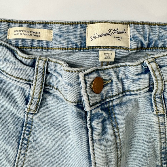 Universal Thread High Rise Denim Jeans - Picture 3 of 5